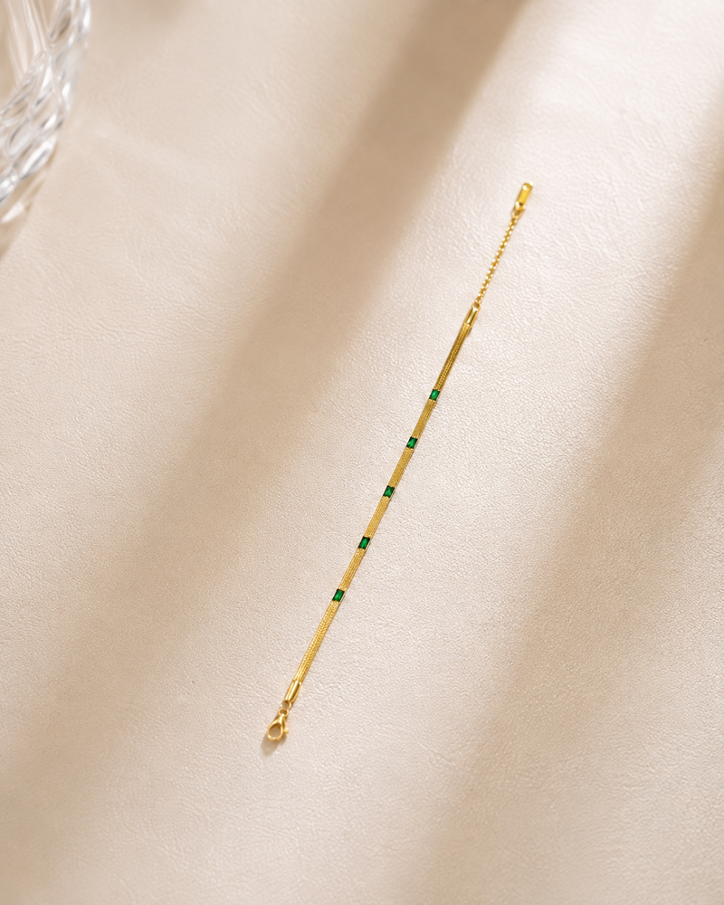 Elegant Green Accent Gold-Tone Bracelet