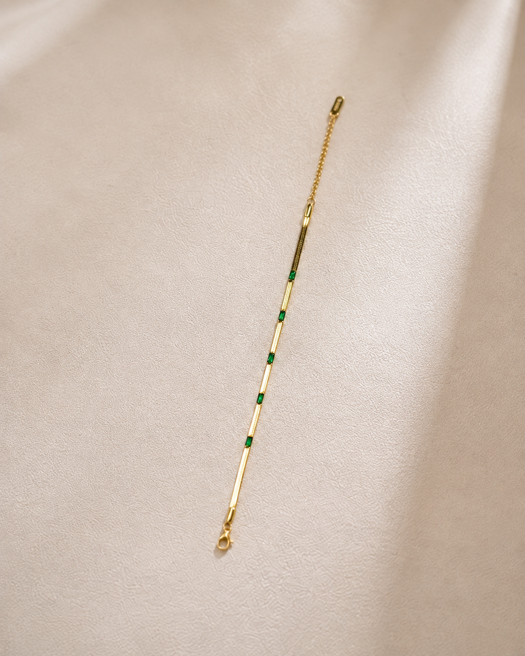 Elegant Green Accent Gold-Tone Bracelet