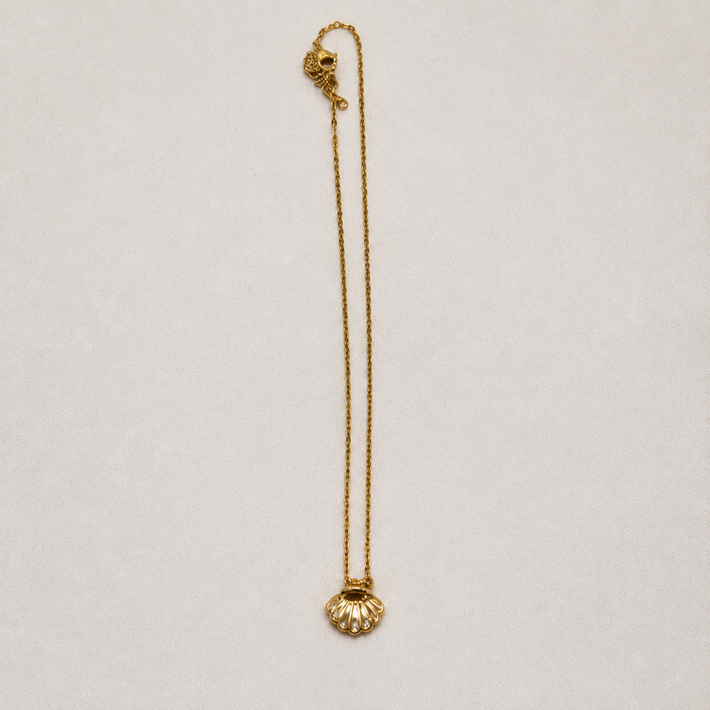 Hidden Pearl Shell Necklace
